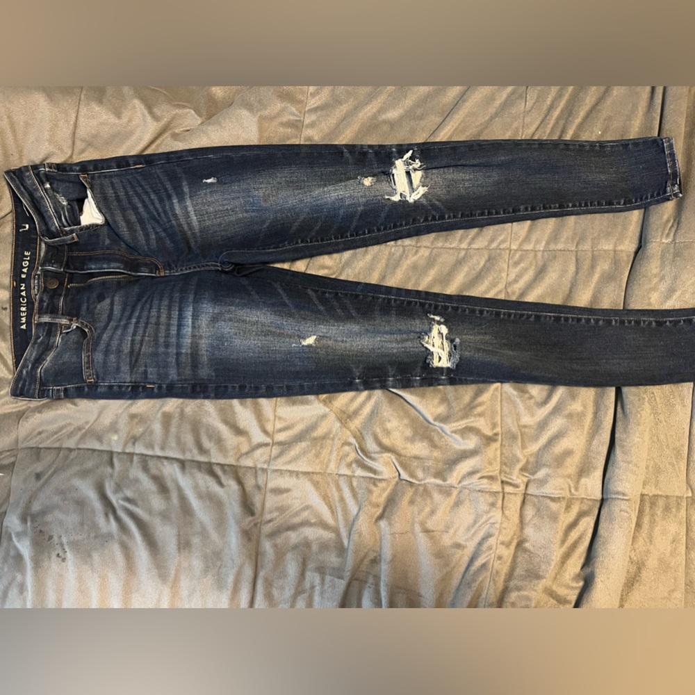 Dark blue American eagle jeans